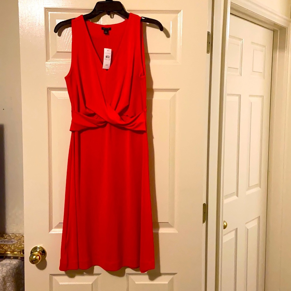 Red Ann Taylor Short Front Crossover XS